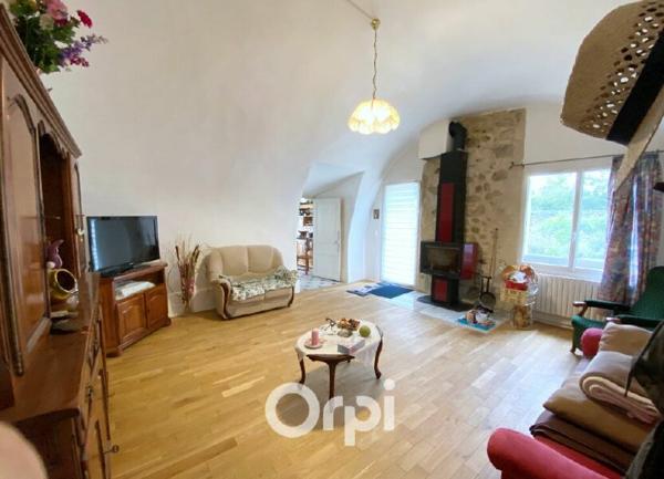 Maison à vendre    5 pièces •  Saulce-sur-Rhône