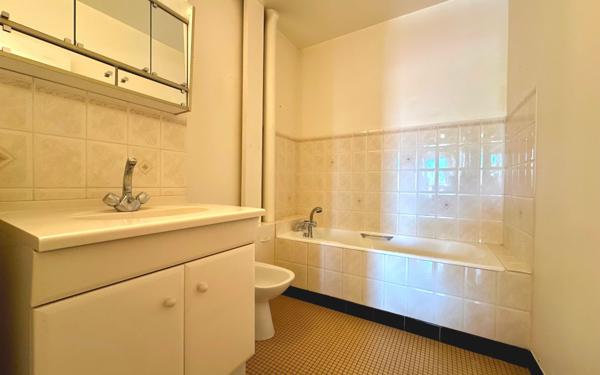 Appartement à vendre    3 pièces • 70,02 m2 Épinay-sur-Seine