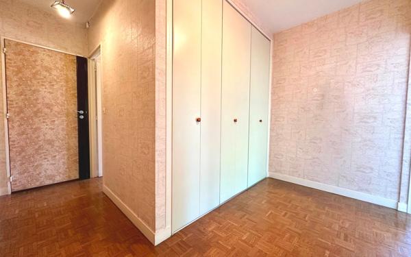 Appartement à vendre    3 pièces • 70,02 m2 Épinay-sur-Seine
