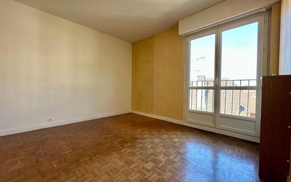 Appartement à vendre    3 pièces • 70,02 m2 Épinay-sur-Seine