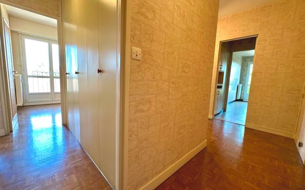 Appartement à vendre    3 pièces • 70,02 m2 Épinay-sur-Seine