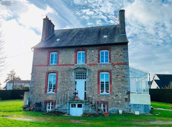 Maison de maître à vendre à Avranches dans la Manche (50300), ref : 12547/188