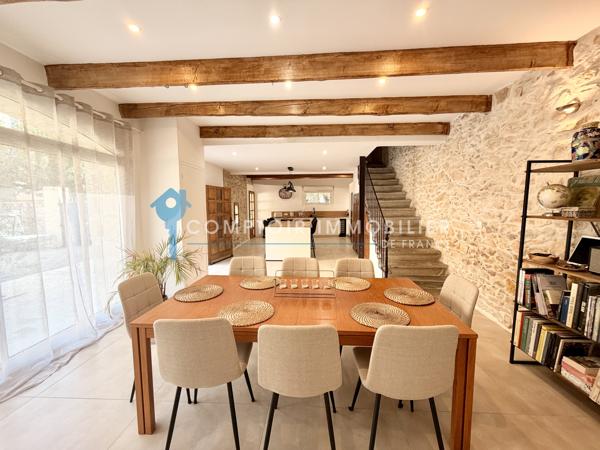 Maison 7 pièce(s) 5 chambre(s) 190 m²