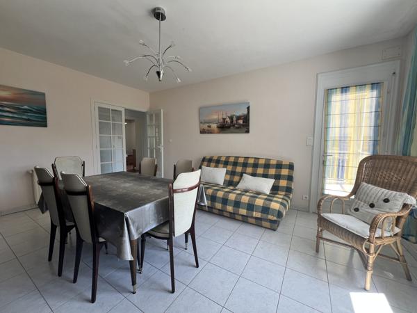 ROYAN - QUARTIER DU PARC - APPARTEMENT T3 avec JARDIN et GARAGE - 200 M PLAGE