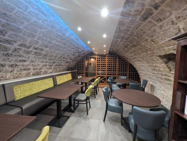 Restaurant clé en main – clientèle fidèle et rentabilité assurée