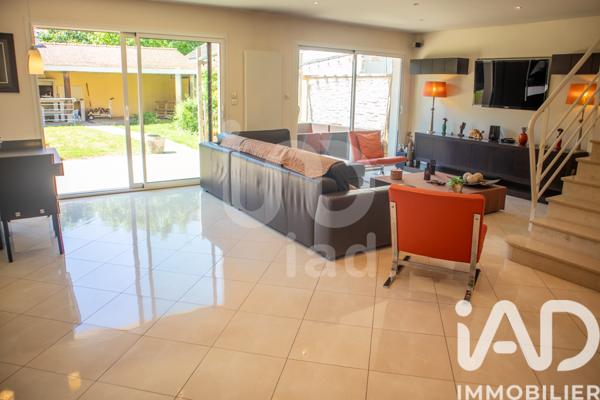 Maison à vendre 6 pièces 150 m² Ozoir-la-Ferrière