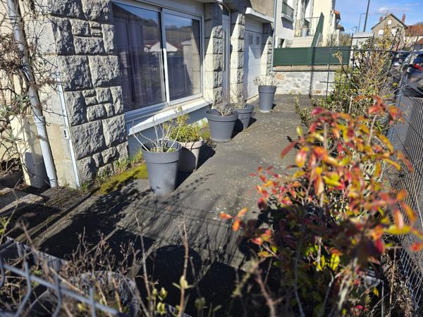 Meilleursbiens vous propose Maison familiale sur Aurillac 191 m2 sur 440 m2 terrain plat