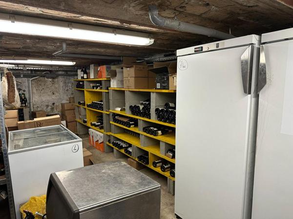 ISERE - BAR RESTAURANT  45 COUVERTS + TERRASSE 60 PLACES, LOGEMENT