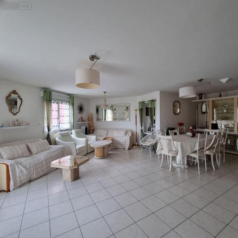 Maison de ville à vendre à Villaines-la-Juhel en Mayenne (53700), ref : 12725/621 Maison de ville à vendre à Villaines-la-Juhel en Mayenne (53700), ref : 12725/621