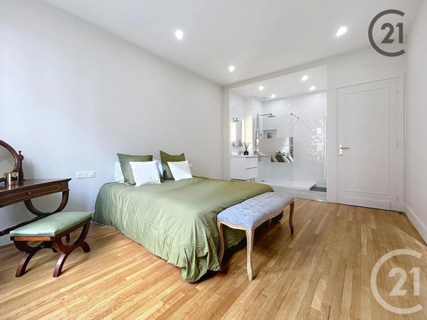 Appartement à vendre  5 pièces - 120 m 2   TROYES  - 10