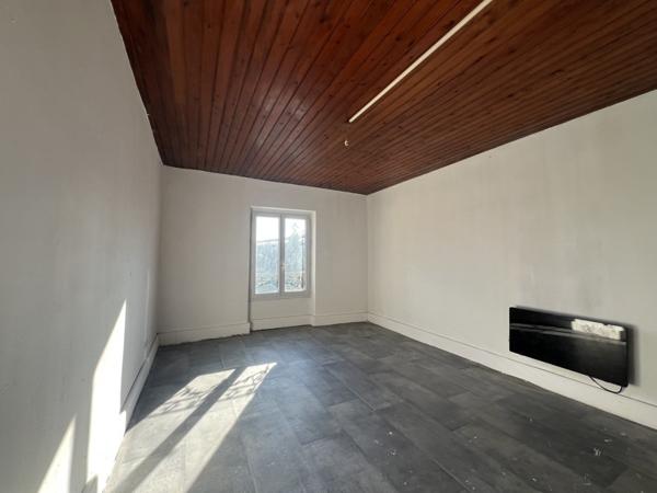 Maison 39 000 € Aiguillon 3 p 85 m² DPE E
