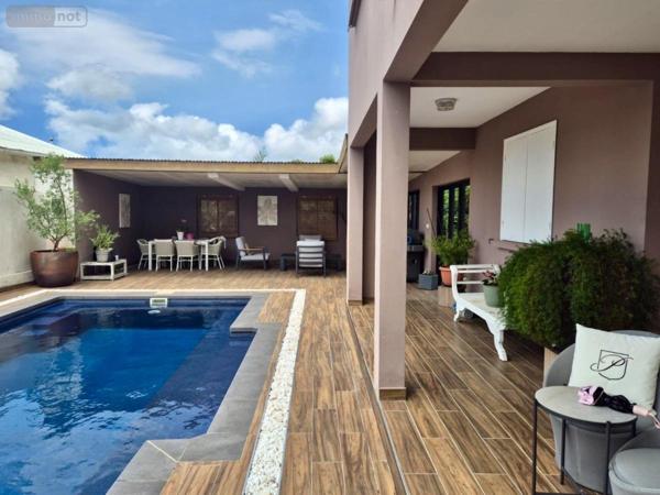 Maison à vendre à Sainte-Marie à la Réunion (97438), ref : 97409-293