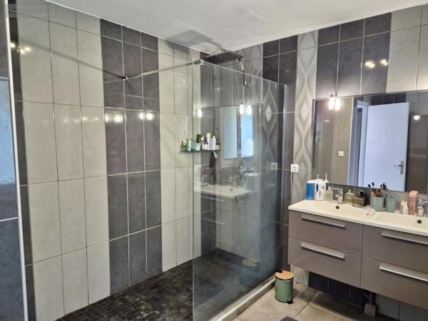 Maison à vendre à Sainte-Marie à la Réunion (97438), ref : 97409-293