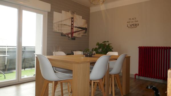 FAVERGES. APPARTEMENT 4 PIECES AVEC CAVE ET PLACES DE PARKING