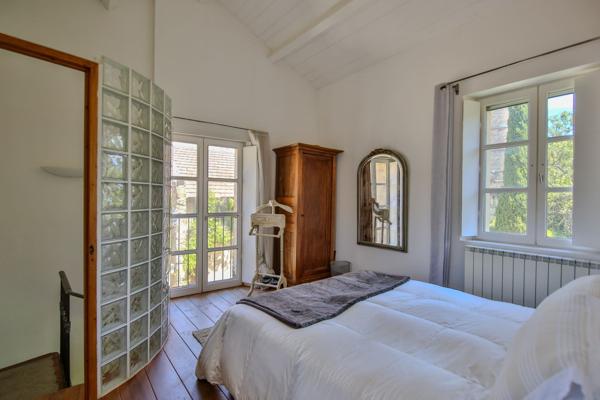 Vente Maison de luxe Althen-des-Paluds 12 Pièces 280 m²