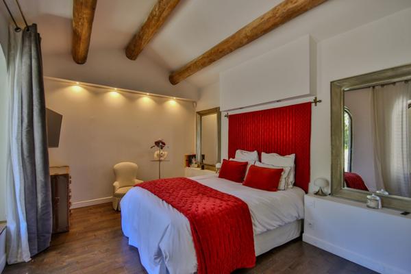 Vente Maison de luxe Althen-des-Paluds 12 Pièces 280 m²
