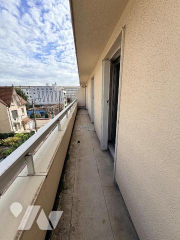 APPARTEMENT T4 - Garage et cave