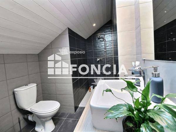 Location Appartement 2 pièces 33.5 m² - 332 ROUTE DES MENTENS Mouxy 73100