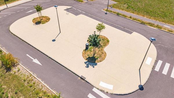 Terrain constructible de 1087 m2