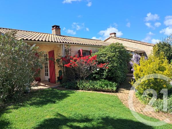 Maison à vendre  5 pièces - 122,33 m2 TALMONT ST HILAIRE - 85