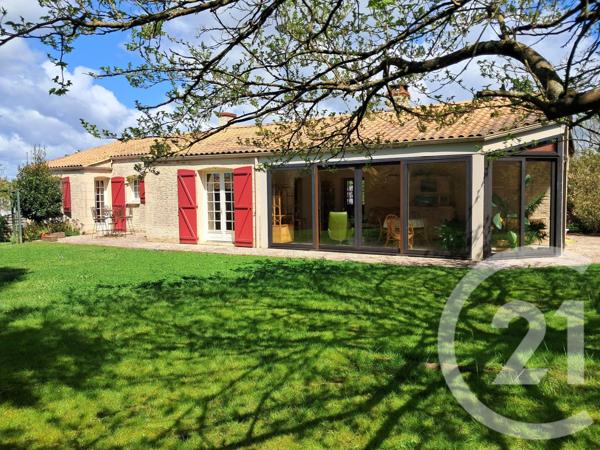 Maison à vendre  5 pièces - 122,33 m2 TALMONT ST HILAIRE - 85