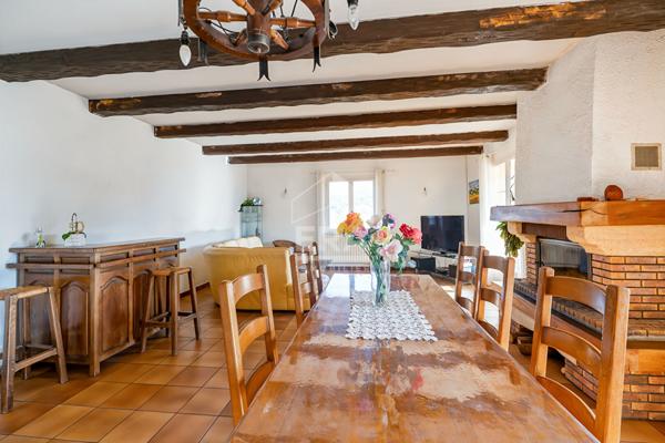 Maison Bouc Bel Air 4 pièce(s)