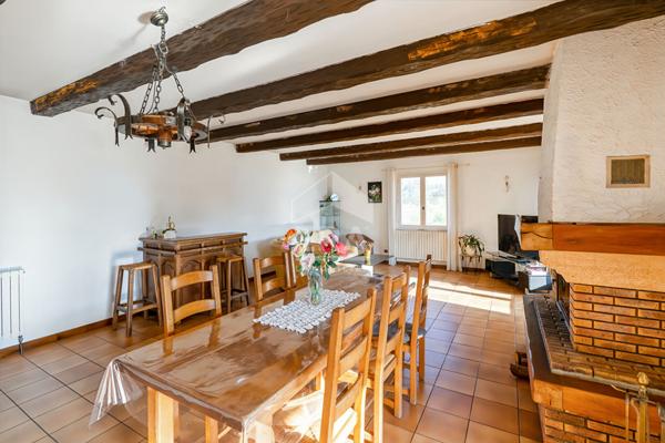 Maison Bouc Bel Air 4 pièce(s)