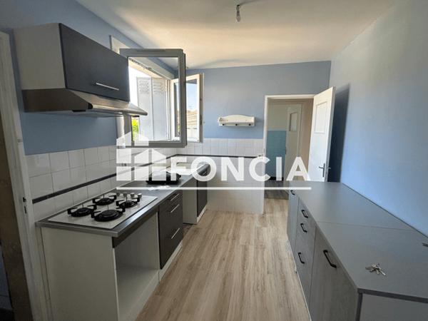 Location Maison 3 pièces 69.45 m² - 31 RUE DU CHAT BOTTE Saint Pierre Du Mont 40280