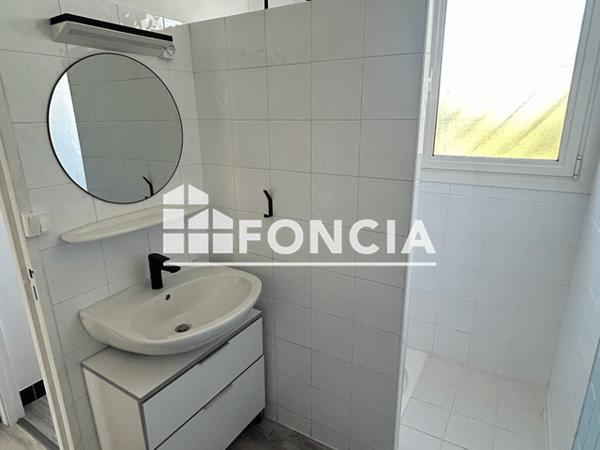 Location Maison 3 pièces 69.45 m² - 31 RUE DU CHAT BOTTE Saint Pierre Du Mont 40280