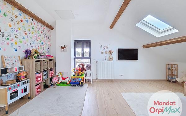 Maison à vendre    6 pièces • 154,17 m2 Bellerive-sur-Allier