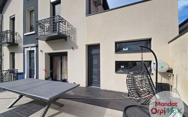 Maison à vendre    6 pièces • 154,17 m2 Bellerive-sur-Allier