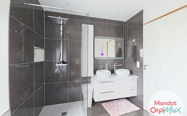 Maison à vendre    6 pièces • 154,17 m2 Bellerive-sur-Allier