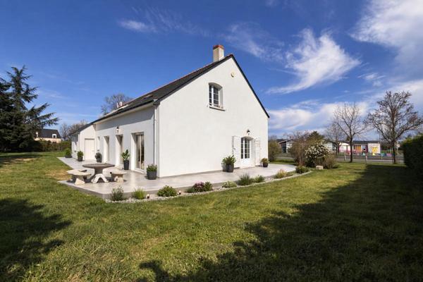 Maison Saint Sylvain D'Anjou 6 chambres PMR vie plain pied