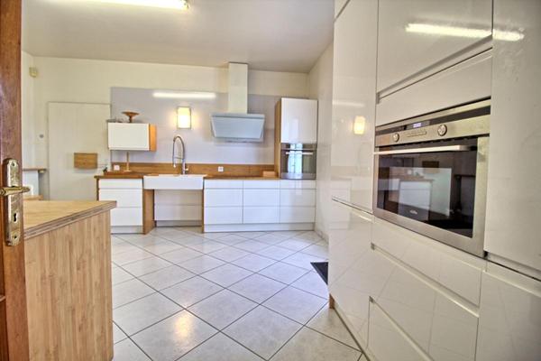 Maison Saint Sylvain D'Anjou 6 chambres PMR vie plain pied