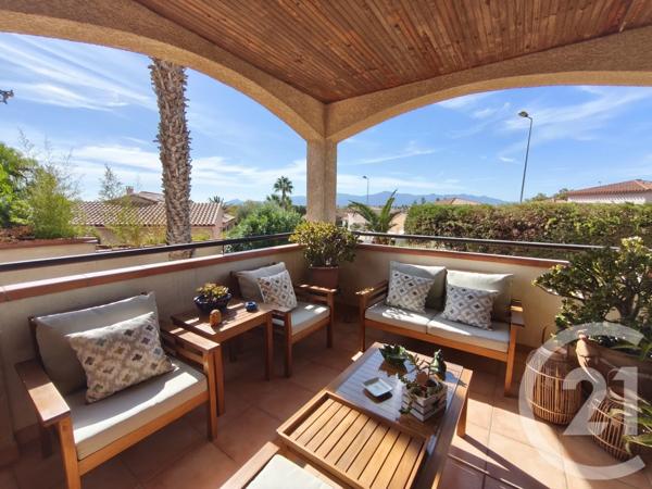 Maison à vendre  6 pièces - 180 m 2   SALEILLES  - 66