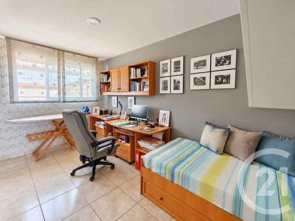 Maison à vendre  6 pièces - 180 m 2   SALEILLES  - 66