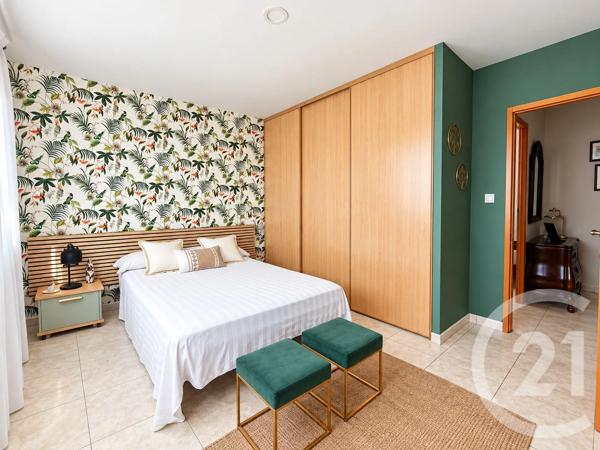Maison à vendre  6 pièces - 180 m 2   SALEILLES  - 66