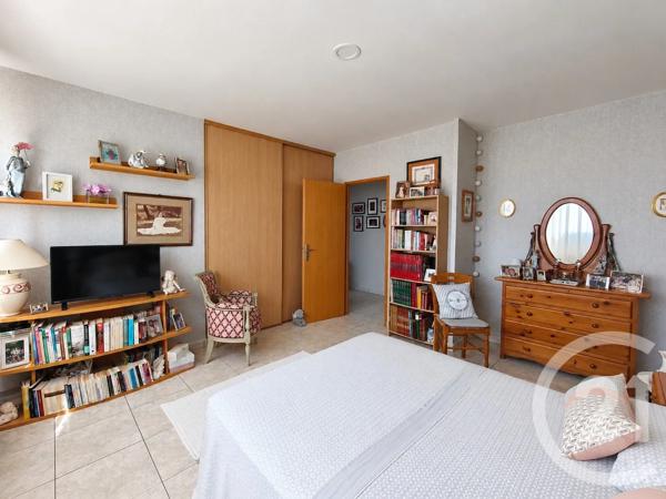 Maison à vendre  6 pièces - 180 m 2   SALEILLES  - 66