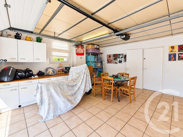 Maison à vendre  6 pièces - 180 m 2   SALEILLES  - 66