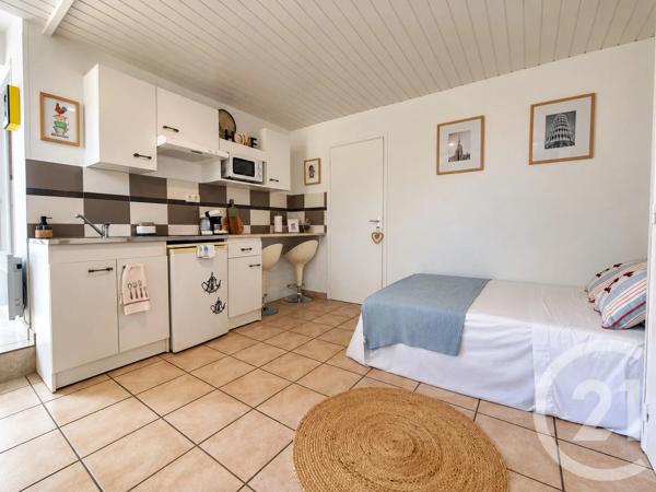 Maison à vendre  6 pièces - 180 m 2   SALEILLES  - 66