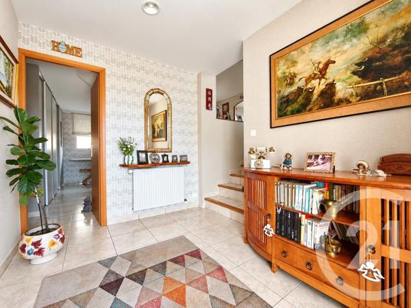 Maison à vendre  6 pièces - 180 m 2   SALEILLES  - 66