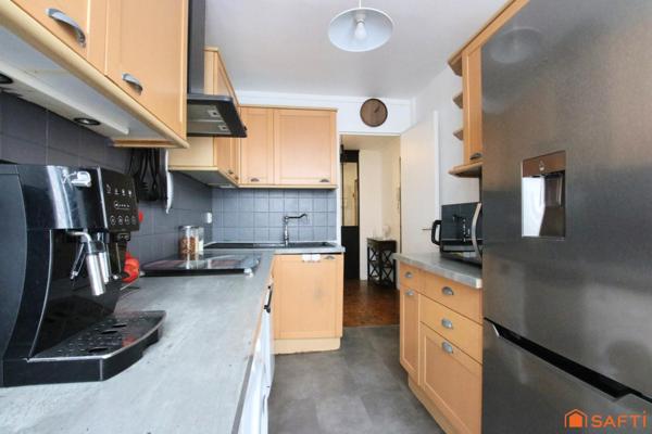 Appartement 5 pièces proche des commodités.