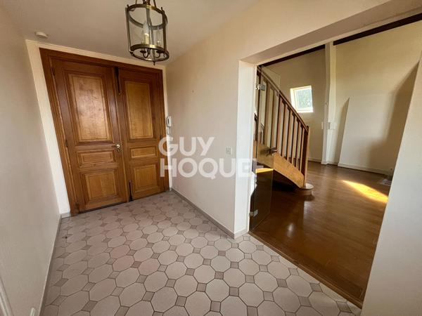Magnifique appartement de 6 pièces -144,80 m² - SECTEUR Château / Hippodrome