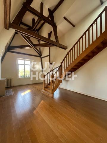 Magnifique appartement de 6 pièces -144,80 m² - SECTEUR Château / Hippodrome