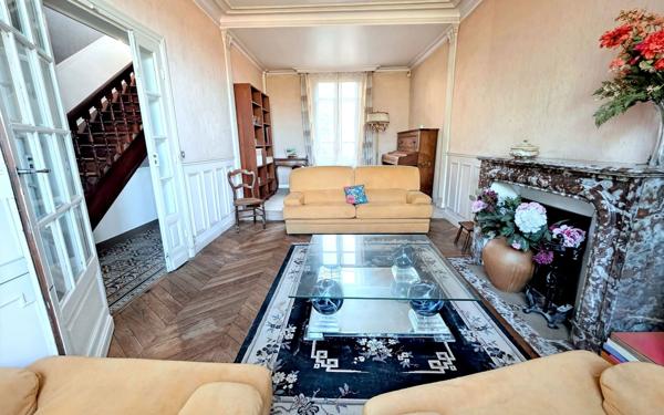 Maison à vendre    7 pièces •  Triel-sur-Seine