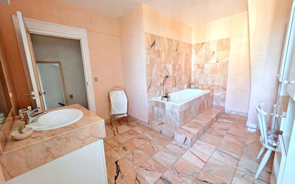 Maison à vendre    7 pièces •  Triel-sur-Seine