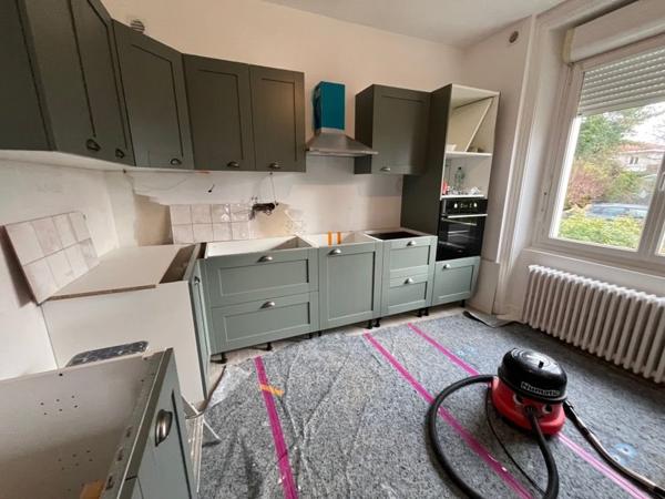 Maison à louer 850 € CC St-Junien 4 p 89 m² DPE C