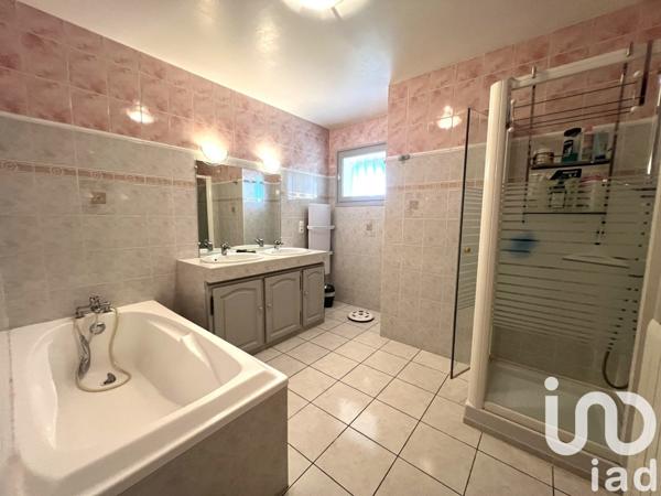 Maison à vendre 5 pièces 126 m² Pompignac