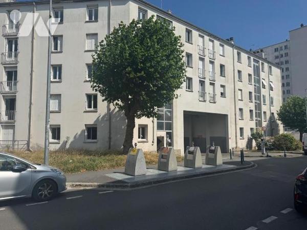 BREST - Secteur Saint-Michel

Idéalement situé au 2 étage, à deux pas de la gare, du centre-v...