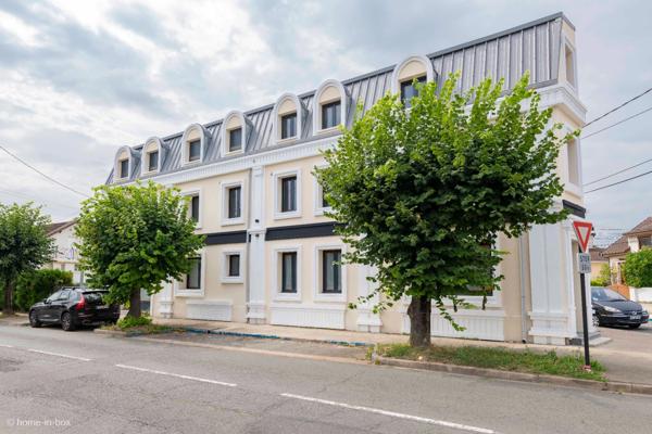 Immeuble à vendre PARAY VIEILLE POSTE (91) et terrain à batir